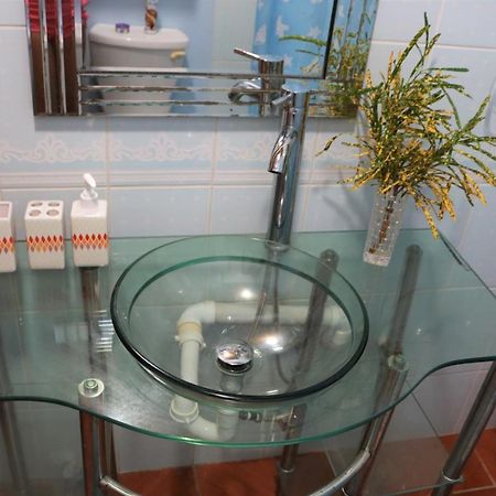 شقة Ocean Views And Hospitable Hosts كاسترايْزْ المظهر الخارجي الصورة