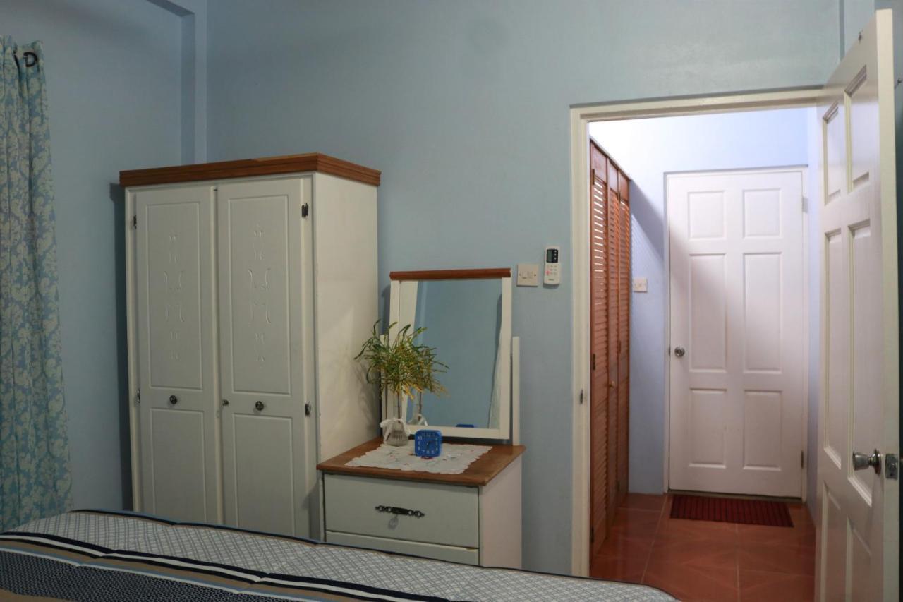 شقة Ocean Views And Hospitable Hosts كاسترايْزْ المظهر الخارجي الصورة